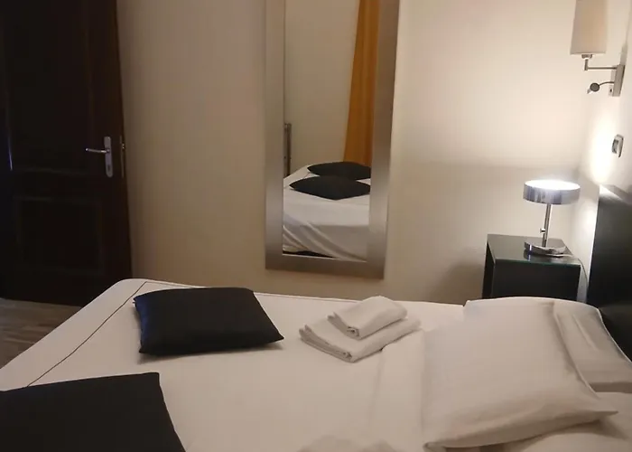 Stefano House Fontana Di Trevi * רומא
