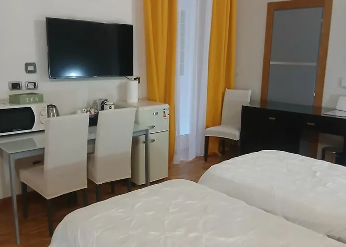 Stefano House Fontana Di Trevi * רומא